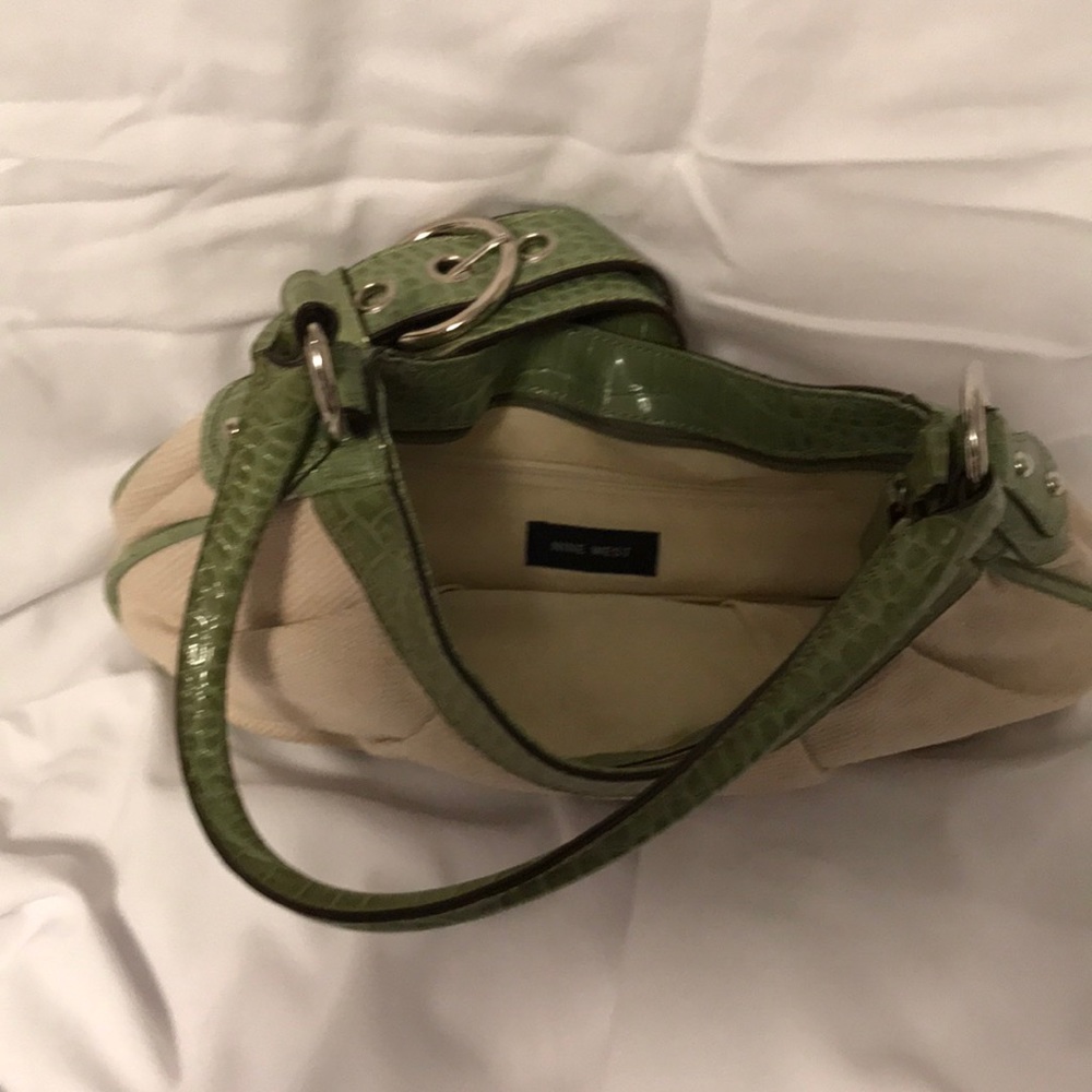 New Handbag - Picture 4 of 4